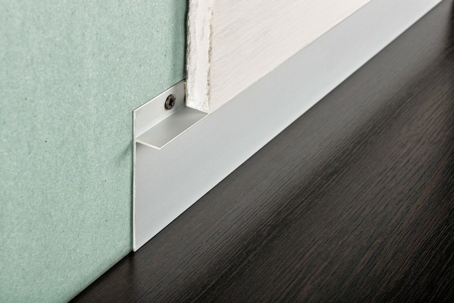 Плинтус Decor-dizayn dd122