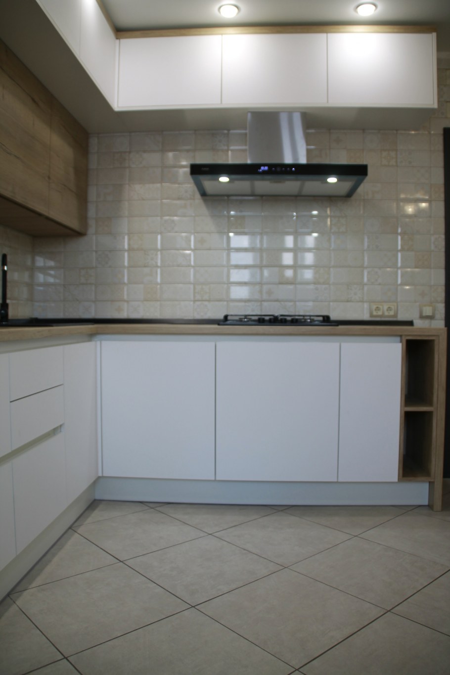 Цоколь для кухни