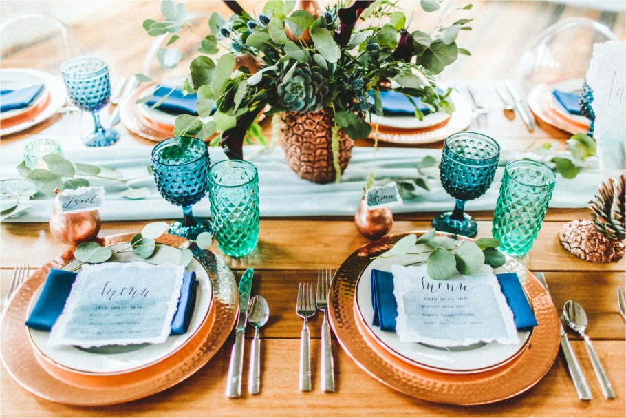 Сервировка в березвых тонах