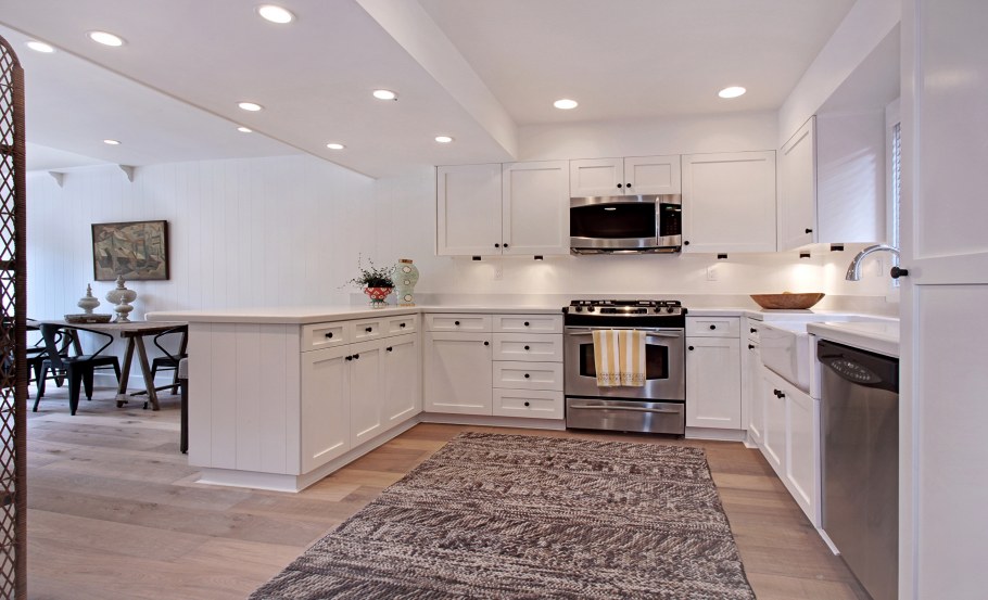 Коврик на кухне в интерьере