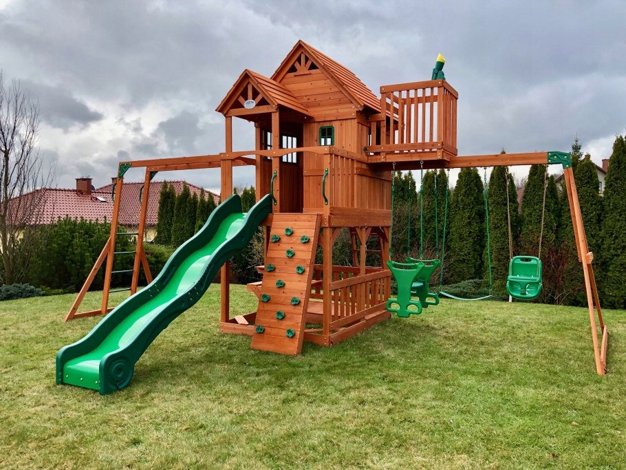 Детская площадка