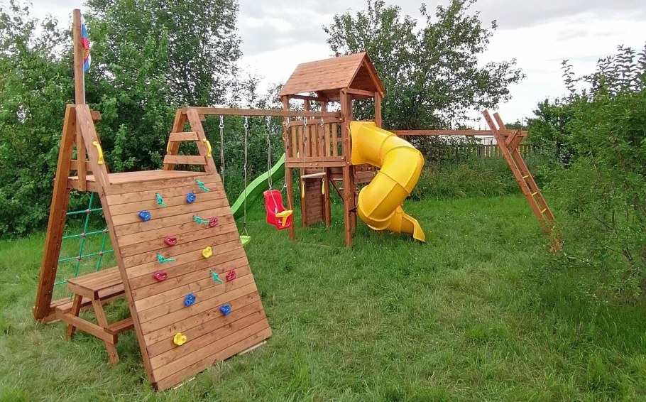 Горка винтовая детская