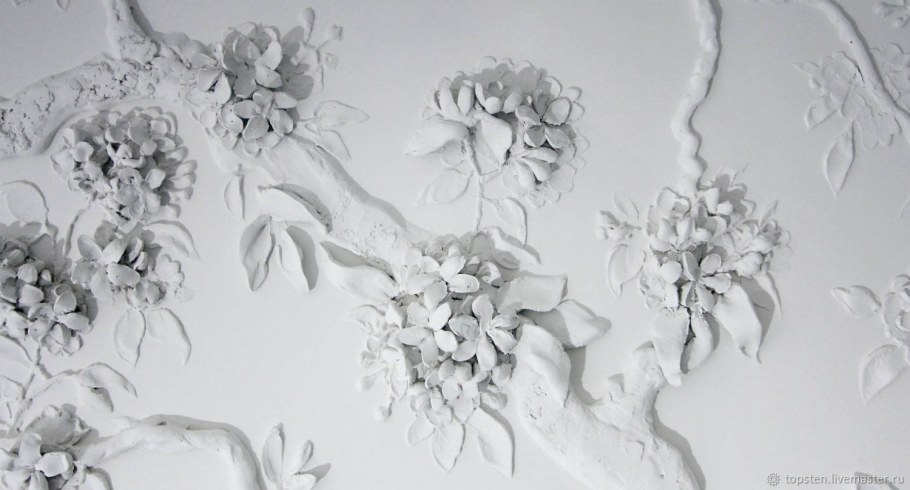 Лепнина барельеф на стенах