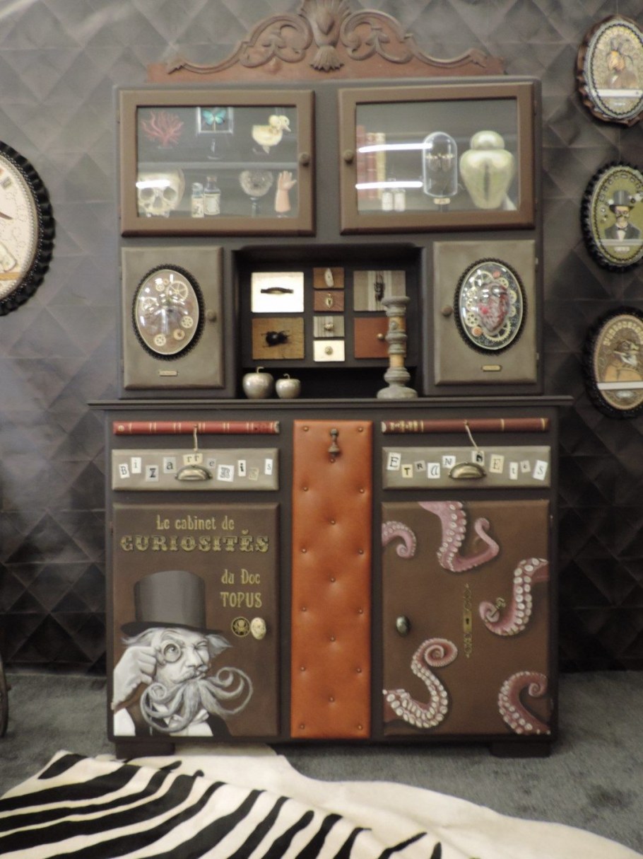 Полностью металлический буфет стимпанк