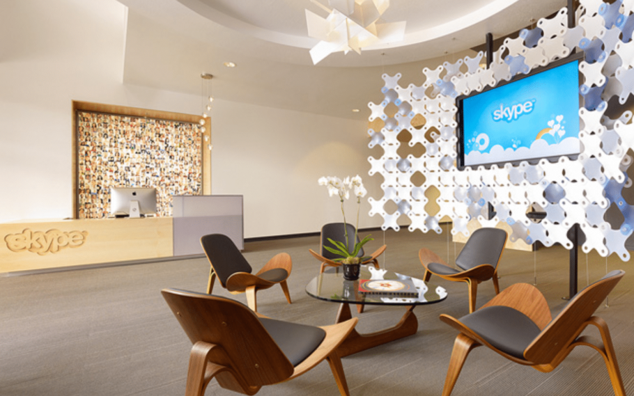 Дизайнерские украшения на стену