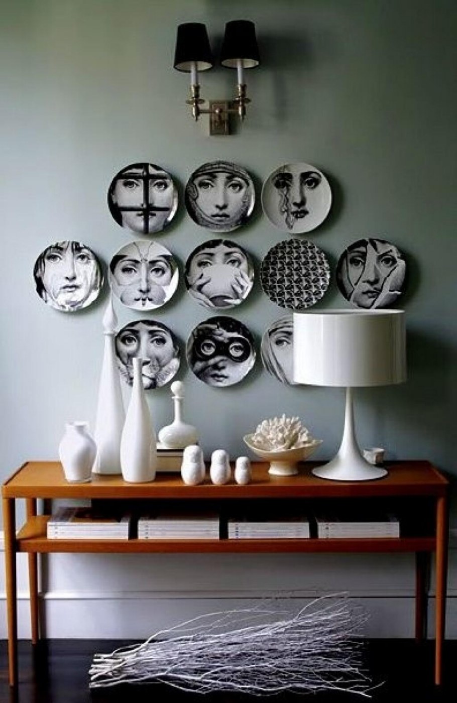 Украсить стену в офисе