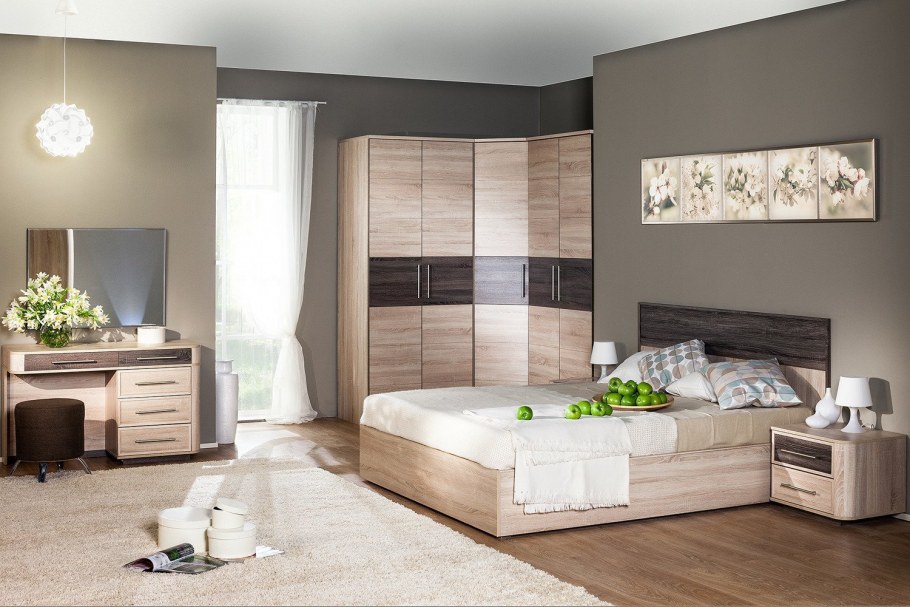 Шкаф над кроватью