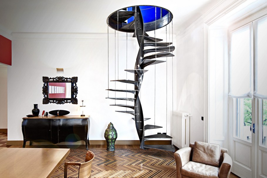 Лестница круглая винтовая