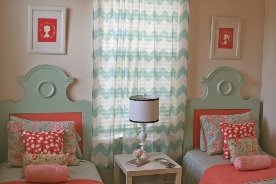 Уютный интерьер в оранжевых тонах новый год