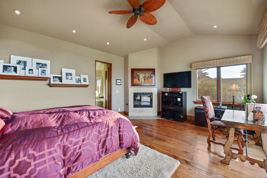 Детская комната в готическом стиле