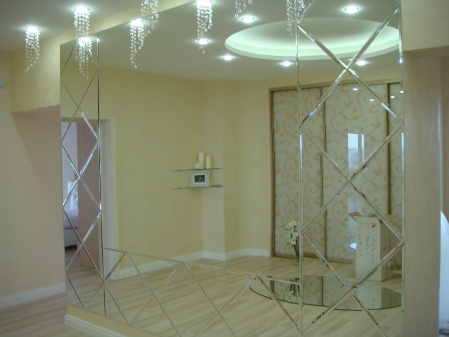 Зеркальное панно на колонну