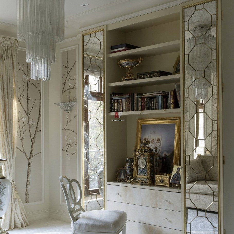 Стеклянные колонны