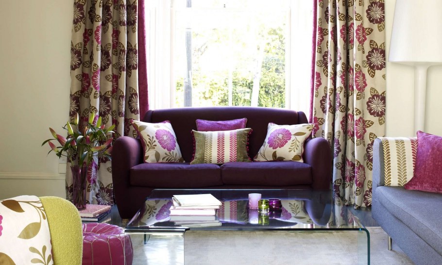 Сиреневые шторы в интерьере кухни