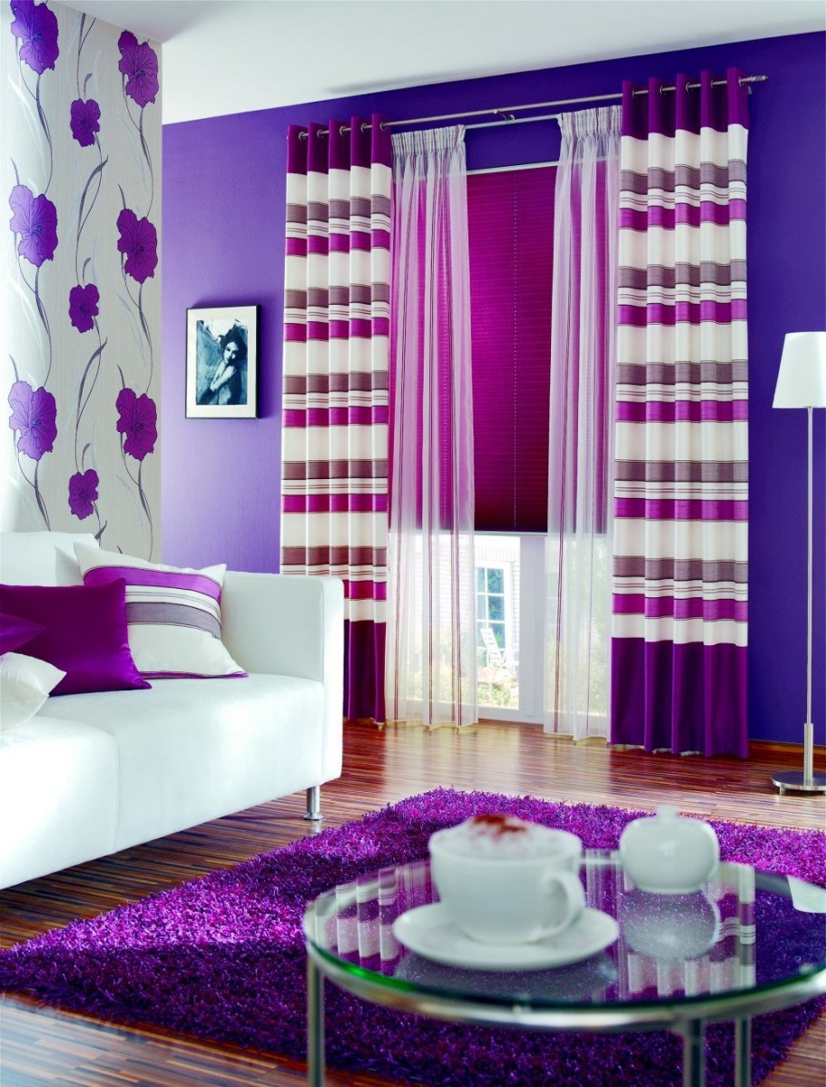 Гостиная в серо фиолетовых тонах