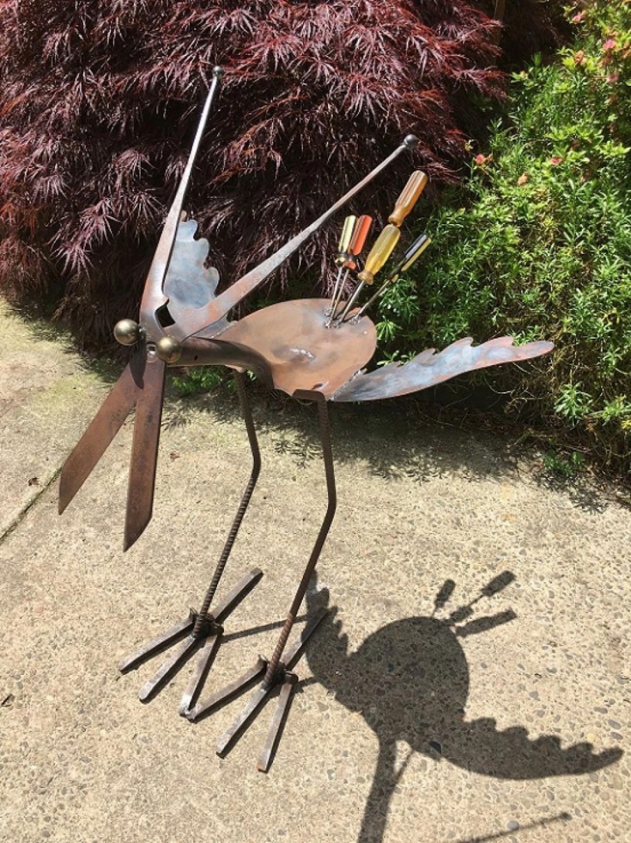 Оригинальные украшения для сада