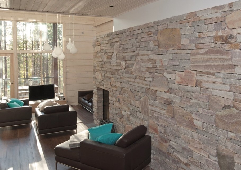 Отделка диким камнем