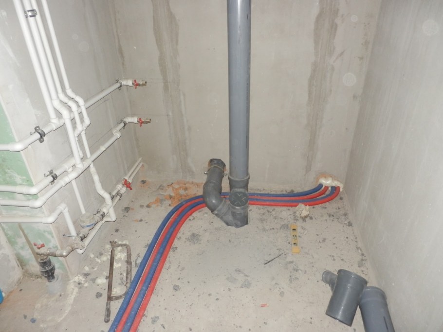 Декоративная разводка труб