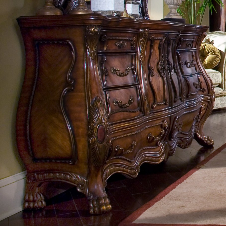 Мебель амини Майкл