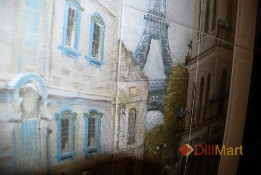 Белоснежная ванна маленькая из плитки Керама Марацци