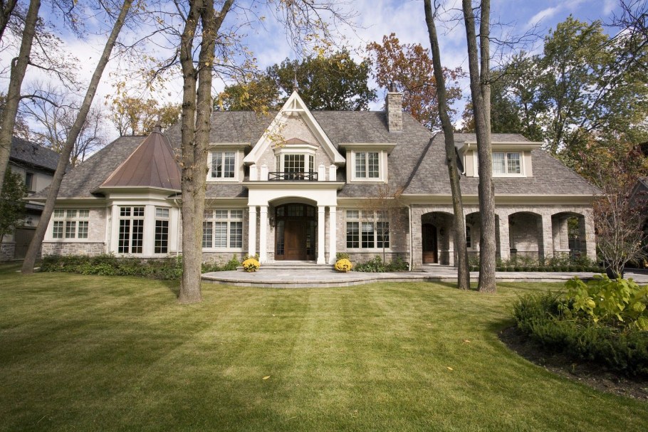 Красивый дом