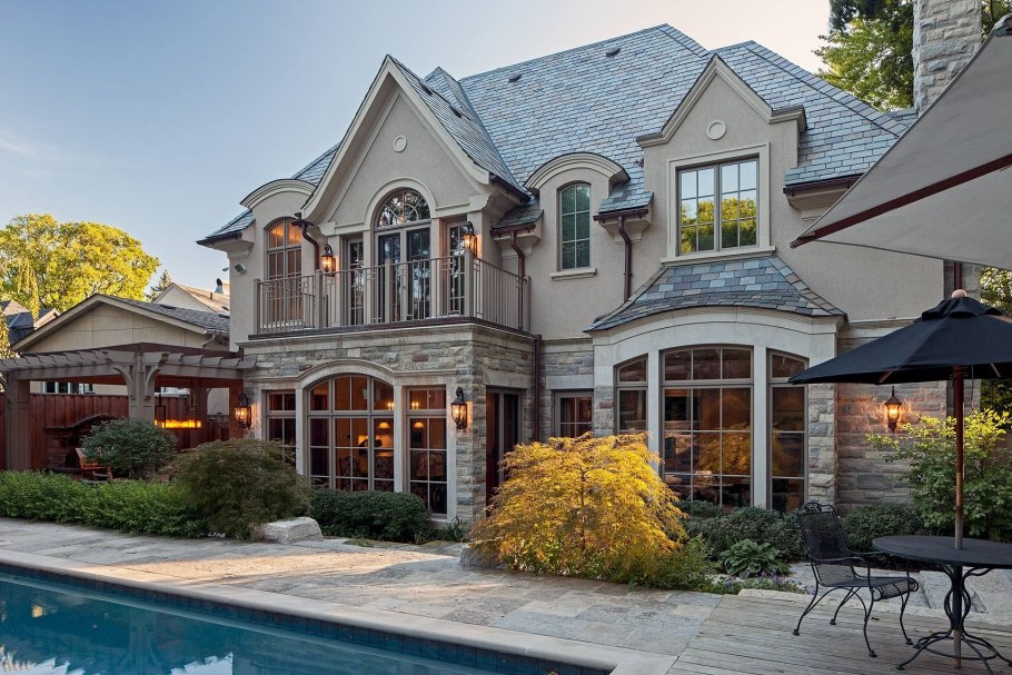 Особняк в стиле Тюдоров