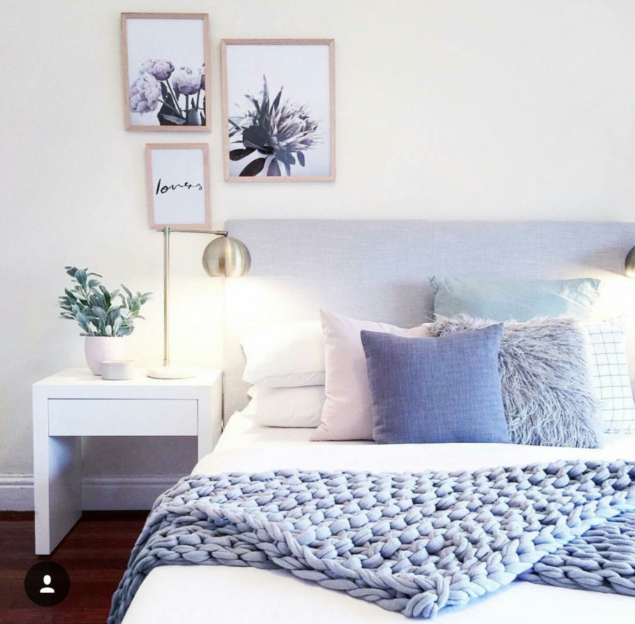 Спальня с синими акцентами