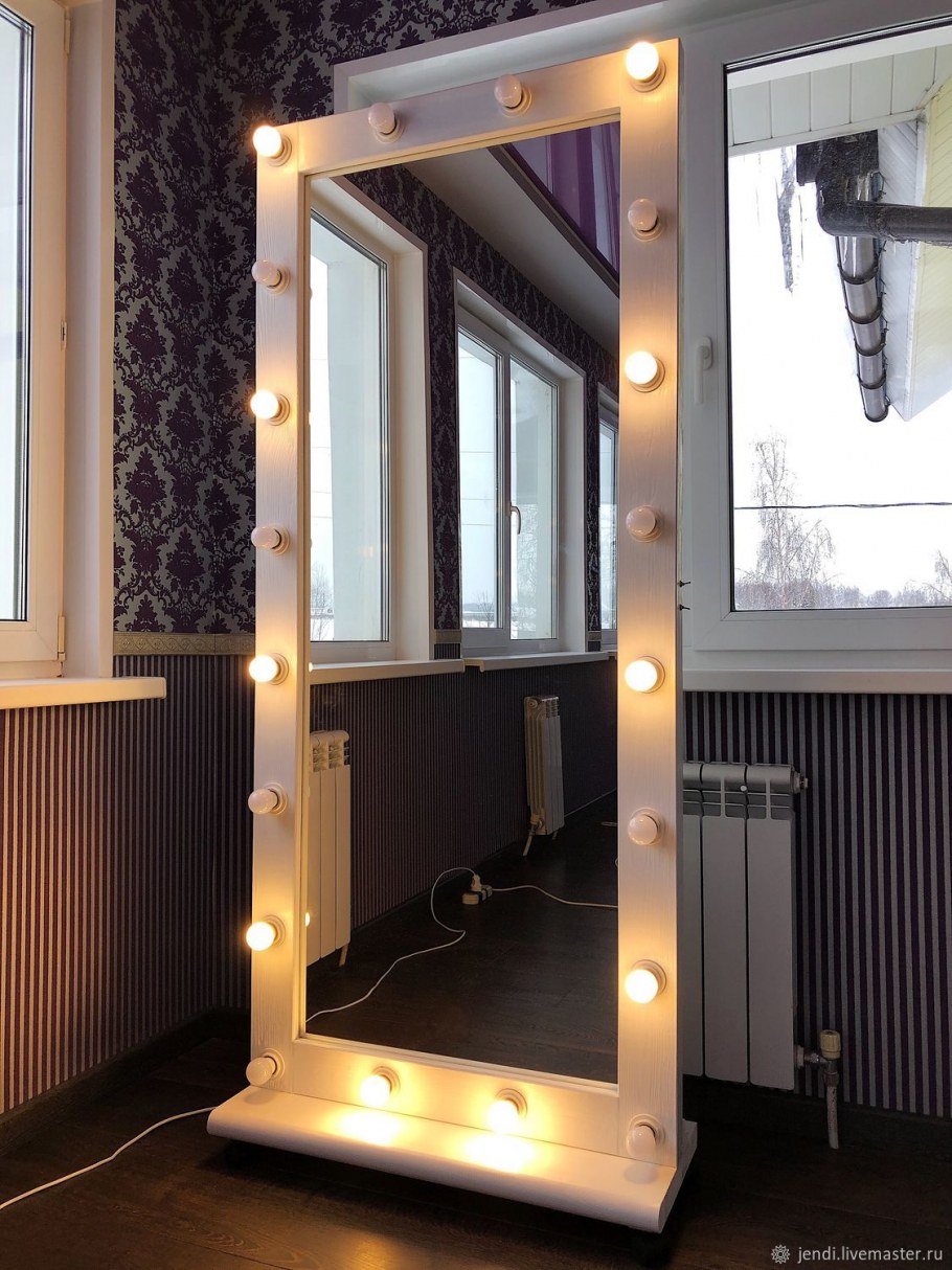 Лайтбокс NYC 35-35-D-105