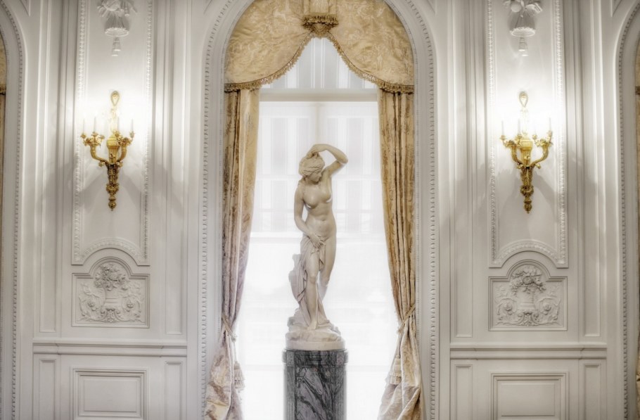 Античные скульптуры для интерьера