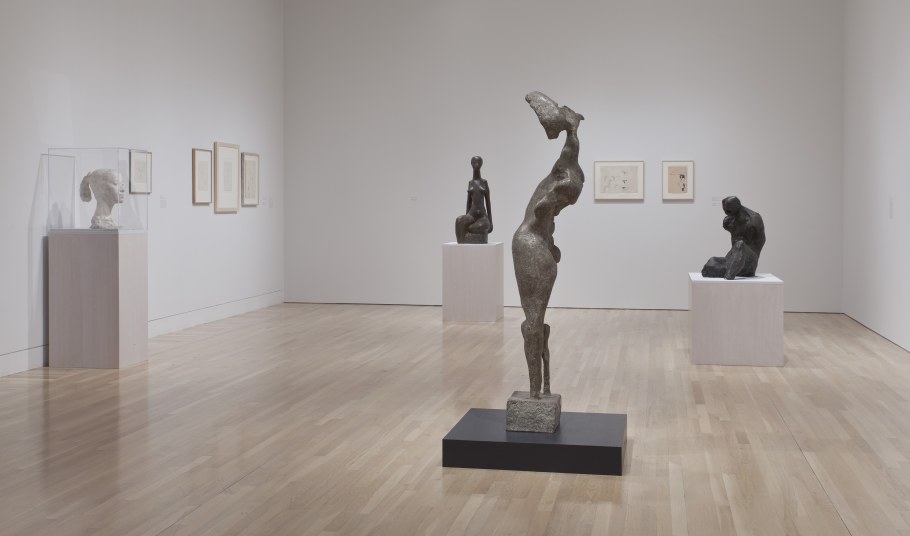 Скульптура в интерьере