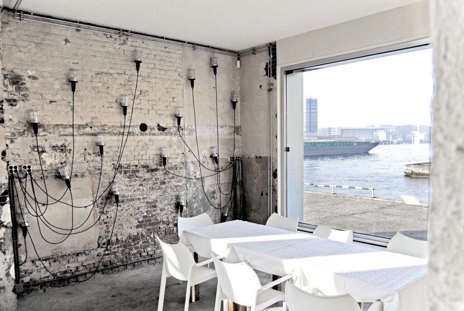 Панно из металла на стену