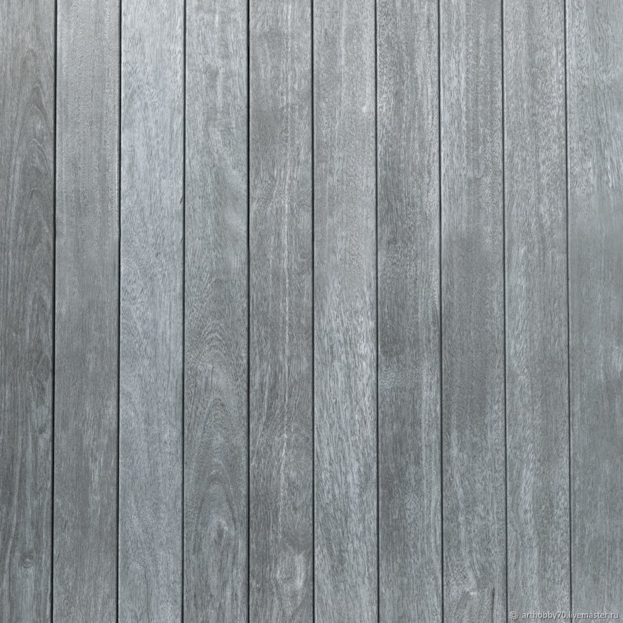 Серое дерево