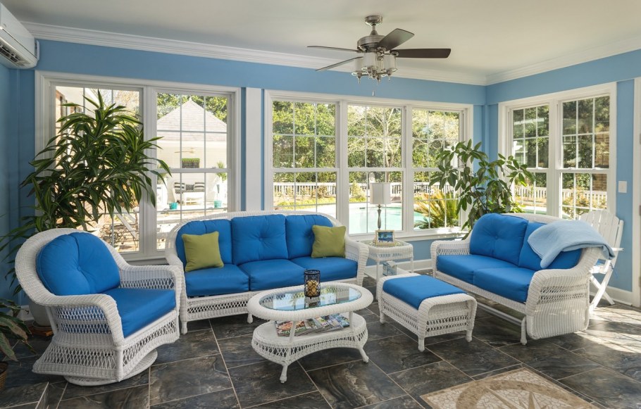 Веранда в голубых тонах