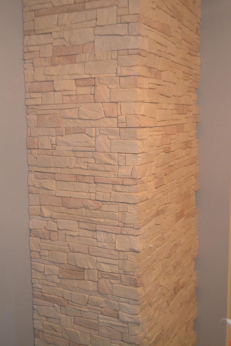 Укладка декоративного камня