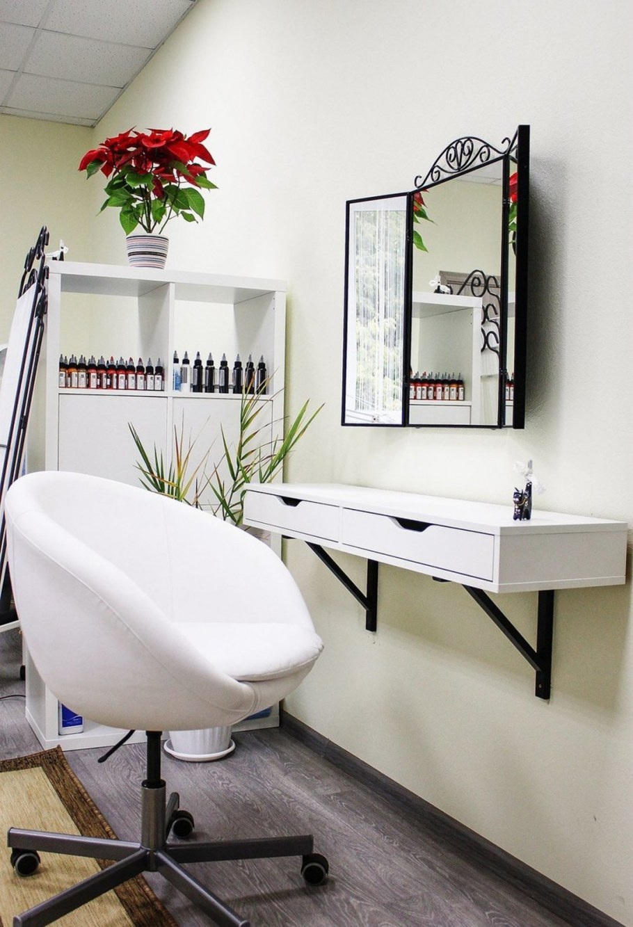 Интерьер кабинета перманентного макияжа