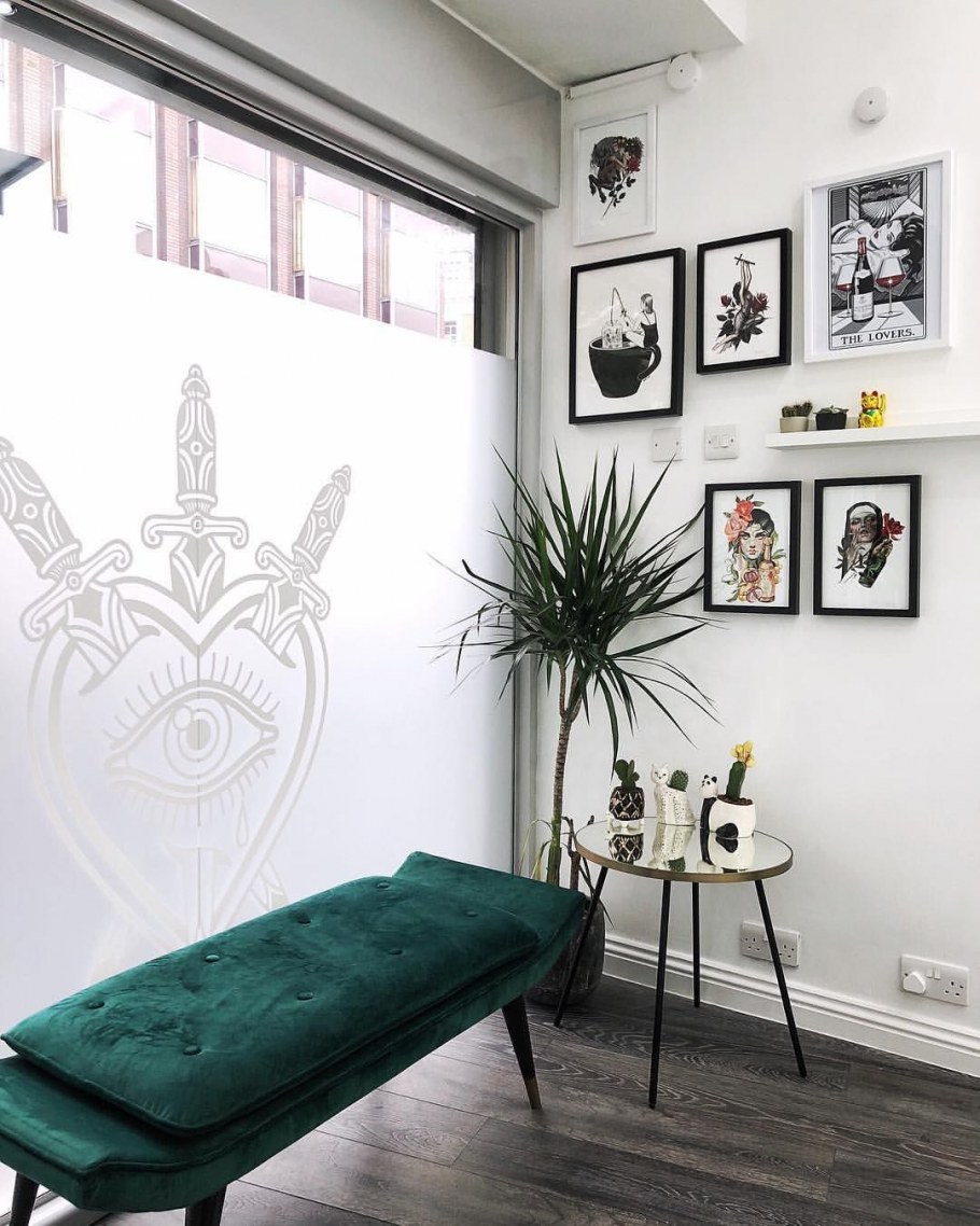 Декор кабинет бровиста