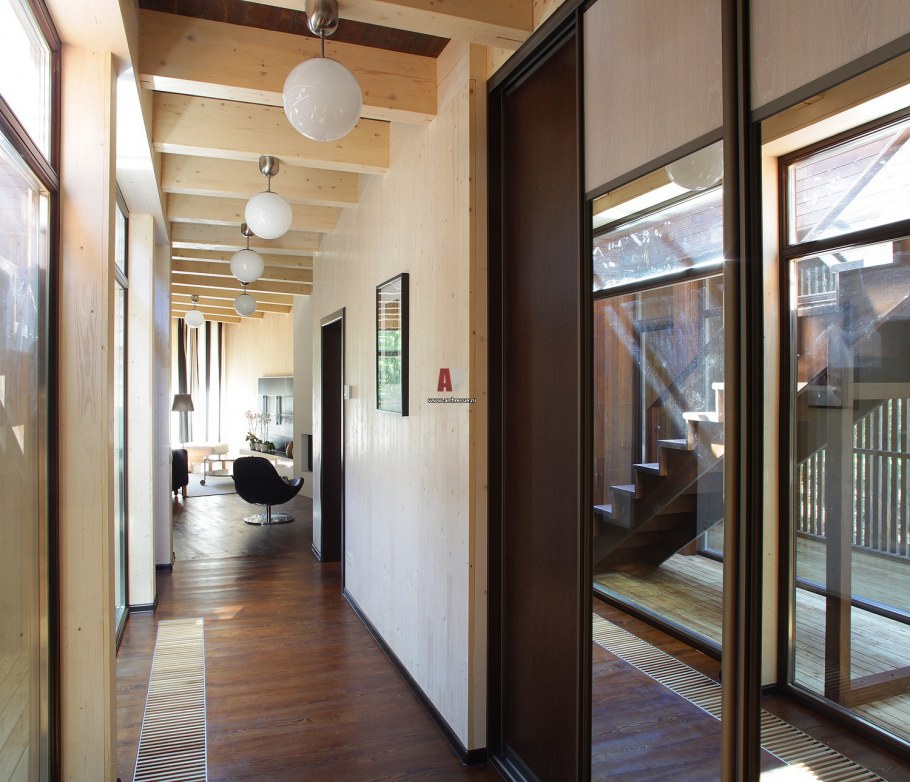 Застекленная прихожая в частном