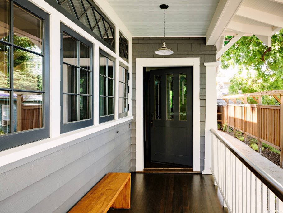 Входные веранды к дому