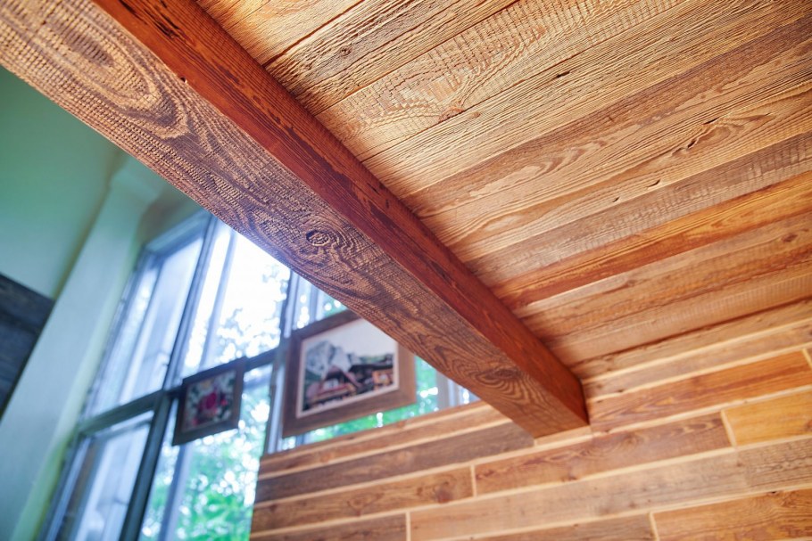 Декоративные деревянные балки