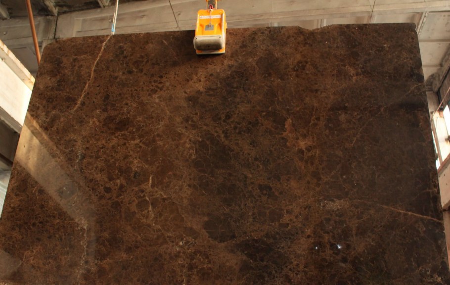 Столешница коричневый мрамор