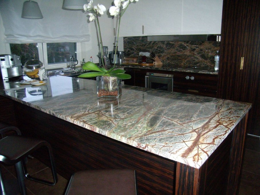 Мрамор Бидасар Грин в интерьере