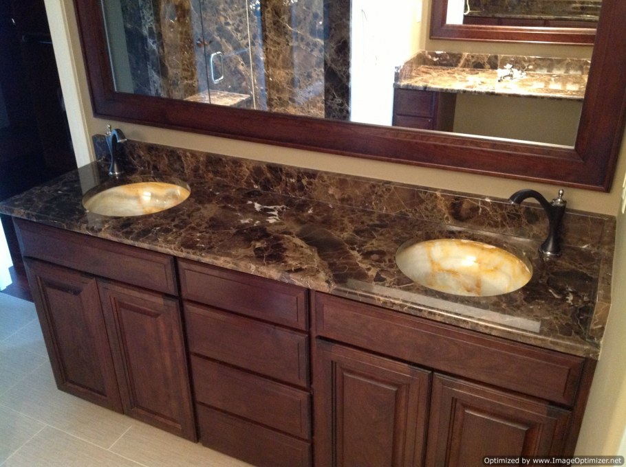 Столешница мрамор Император дарк черный