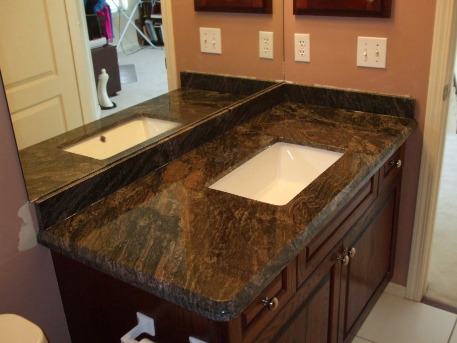 Столешница из натурального камня Парадизо