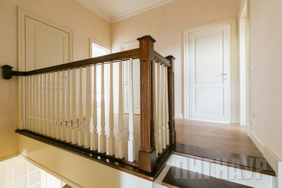 Металлические перила в скандинавском стиле