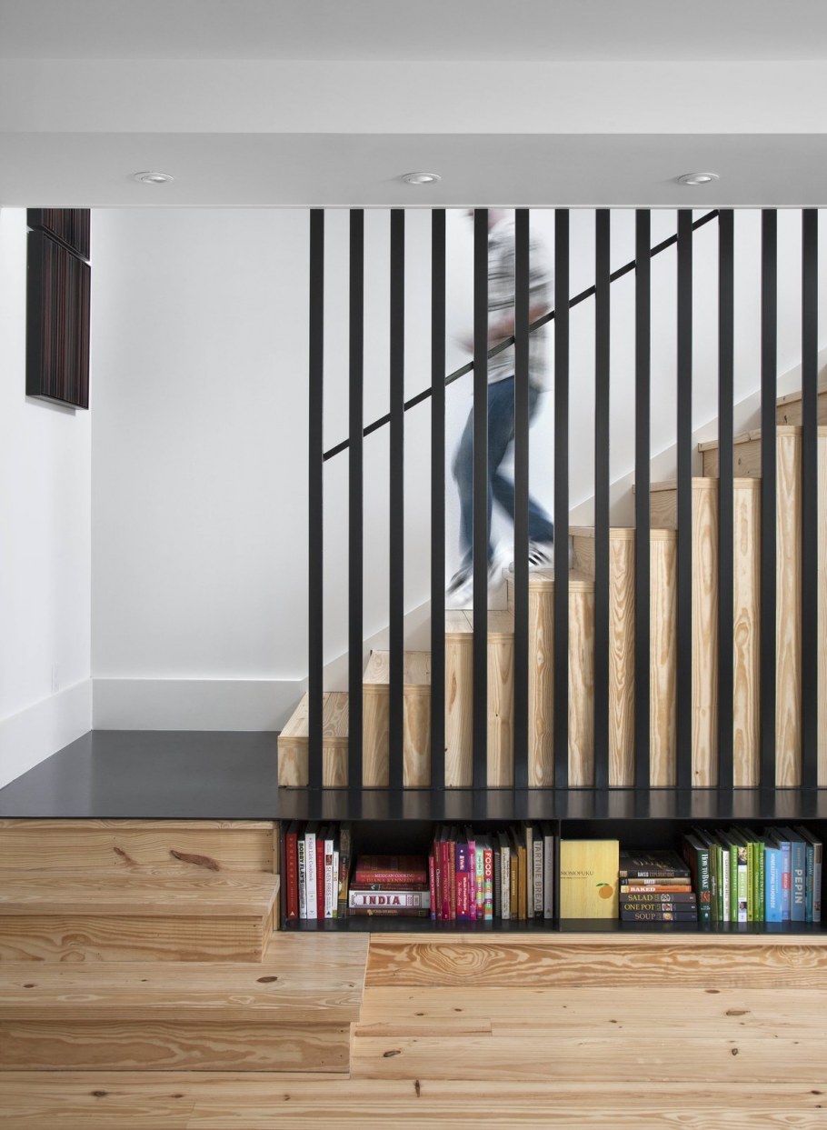 Лестница с рейками