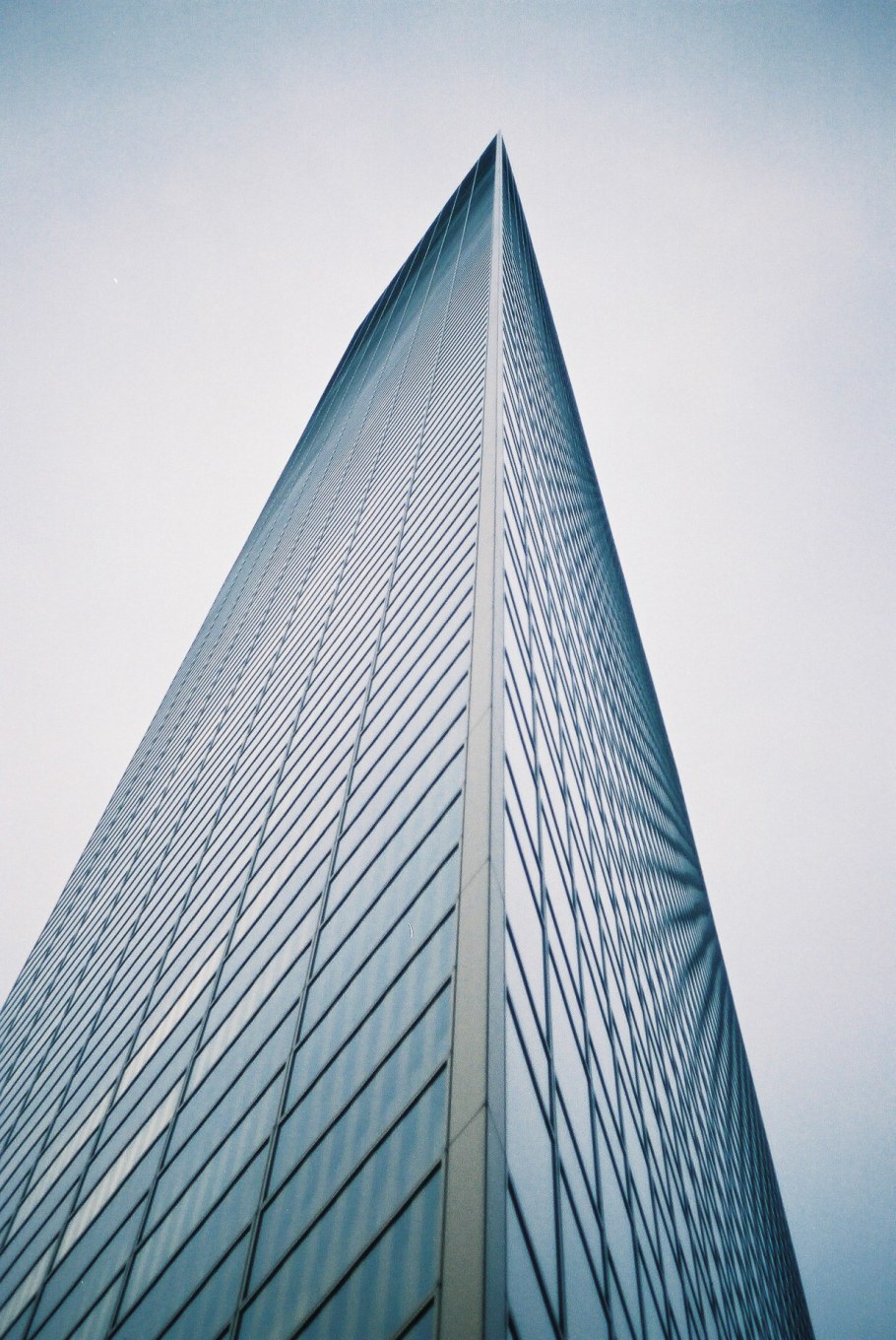 Dentsu Tower - Токио, Япония