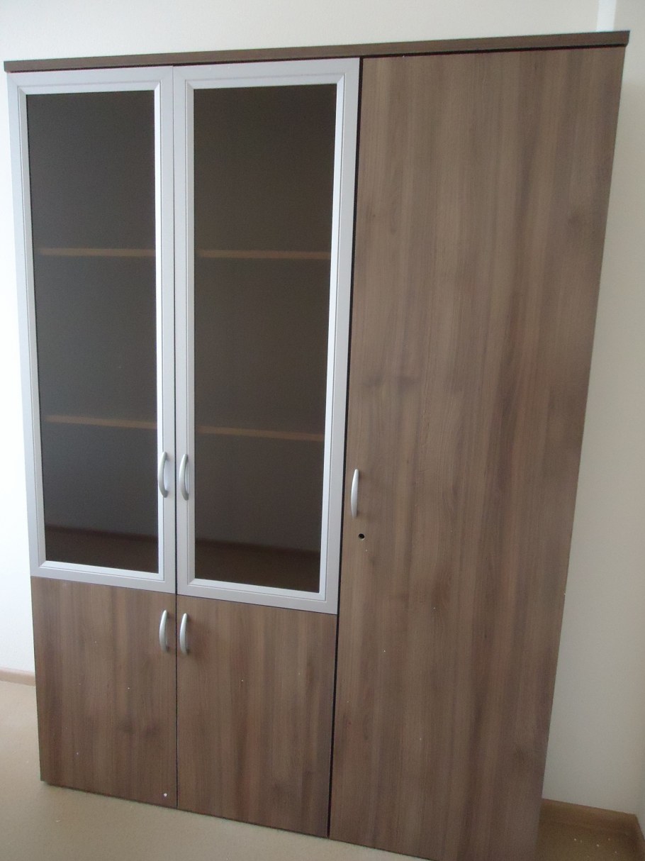 Дуб Шамони светлый ЛДСП Увадрев