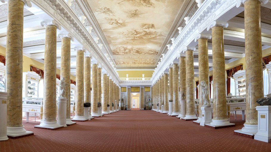 Музей горного института в Санкт-Петербурге