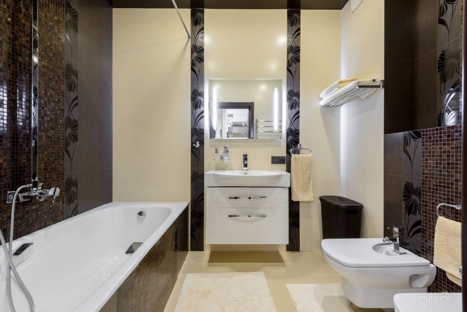 Интерьер ванной с туалетом