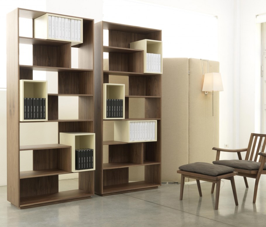 Стеллаж в современном стиле