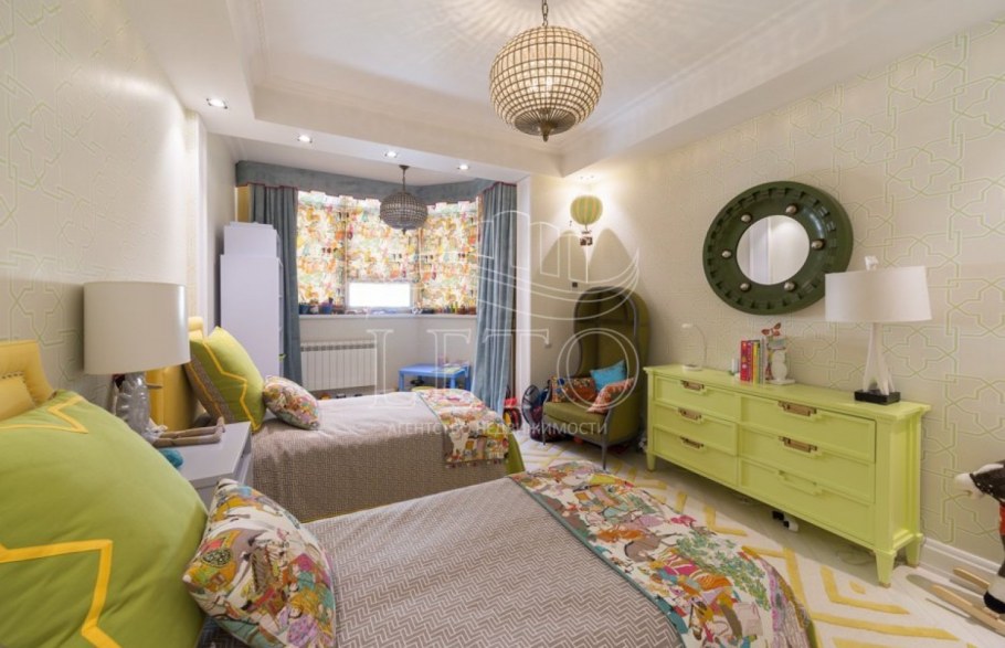 Детская с эркером для двоих